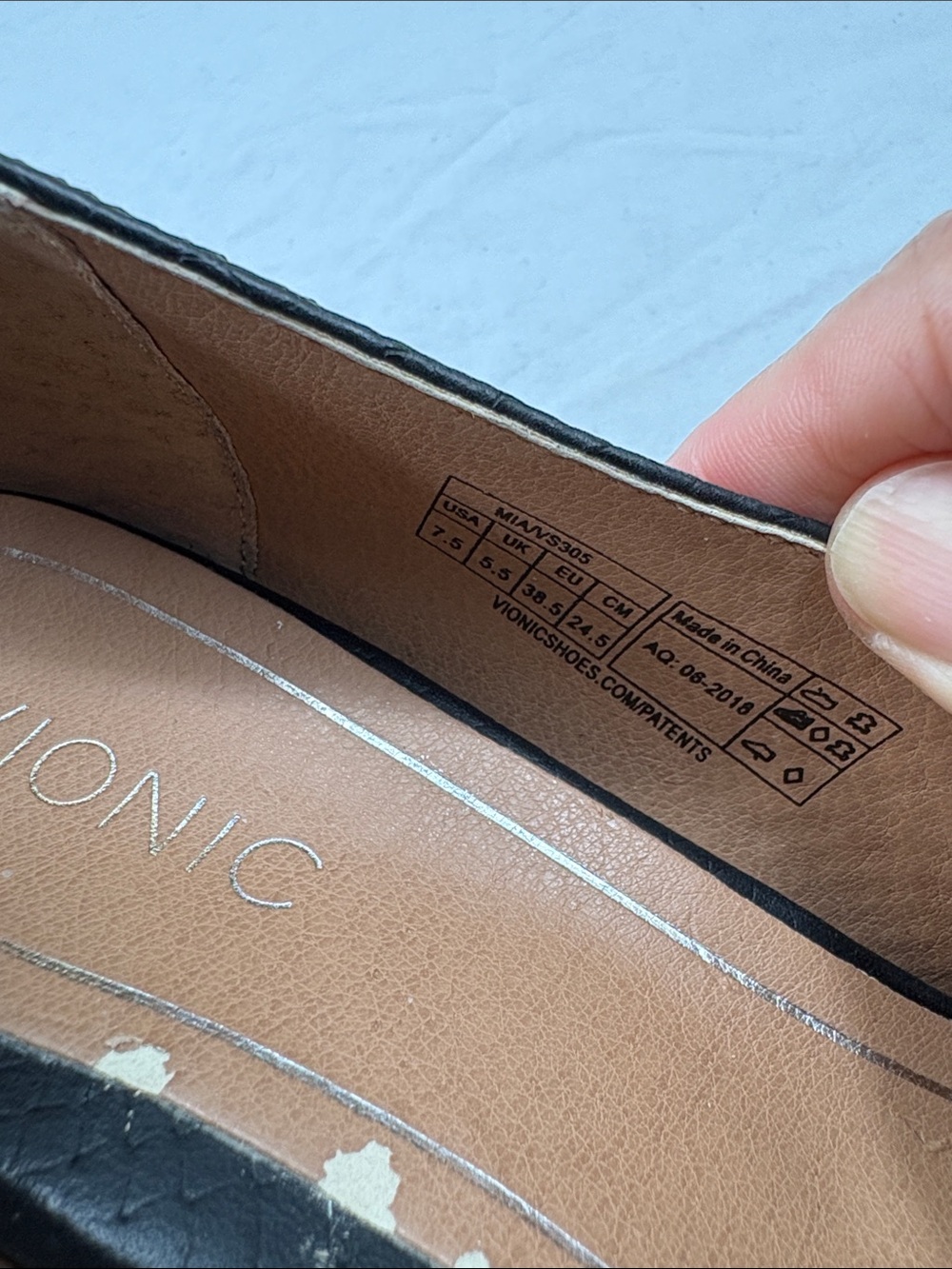 Vionic Mia Block Heels. 7.5. - Picture 3 of 10